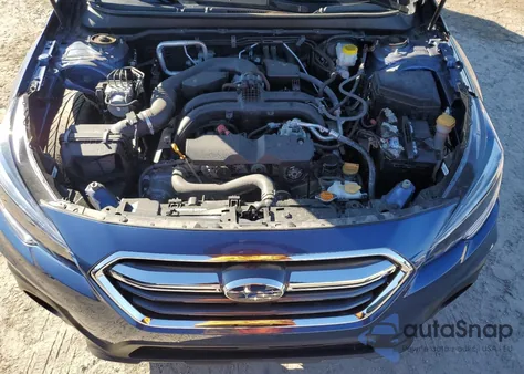 2019 Subaru Outback 2.5I Premium z USA, uszkodzony, nr VIN 4S4BSAHC8K3392097